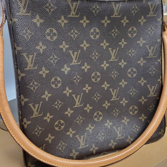 Louis Vuitton Looping GM Monogram Shoulder Tote Bag - Picture 4 of 7